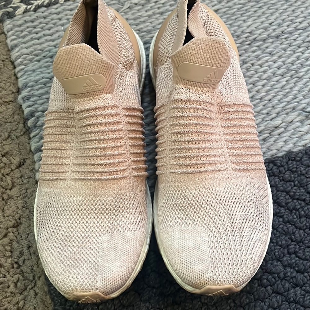 Knit Ultra Boost Adidas Coral Colored